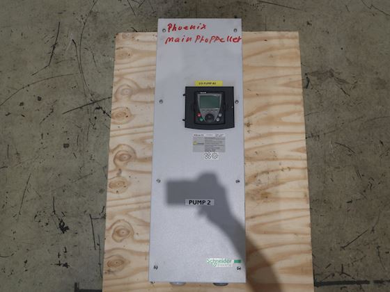 Schneider Electric Altivar 61 ATV61WD37N4 #1