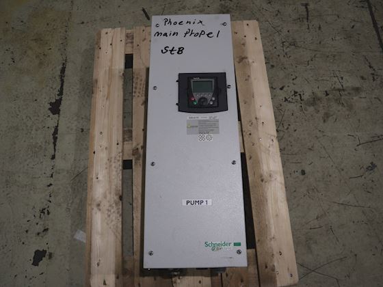 Schneider Electric Altivar 61 ATV61WD37N4 #1