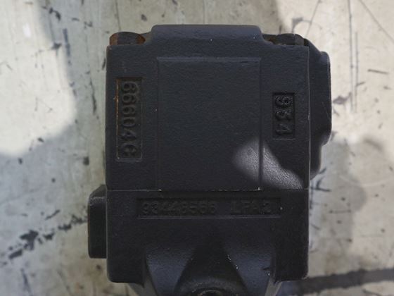 Parker Denison T6CM B25 1R00 C1 #5