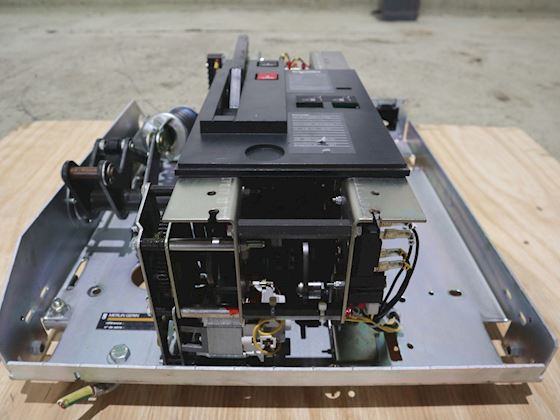 Schneider Electric LF2 #6