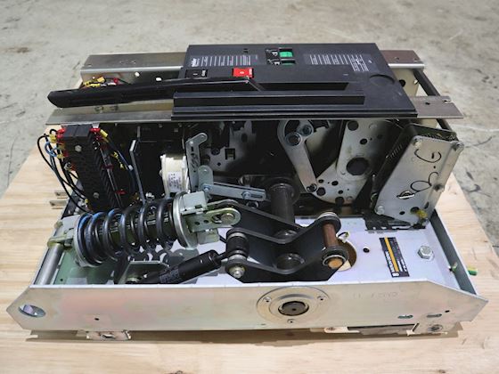 Schneider Electric LF2 #5