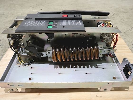 Schneider Electric LF2 #7