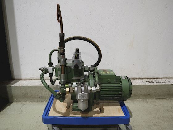 Steering machine pump #1