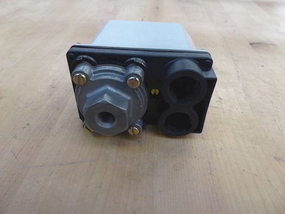 Moeller MCS4-SOND910-G - Pressure Switch G1/4" - 2 pole #2