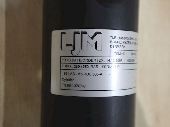 LJM 981-AD - 63/ 40x 565-A #5