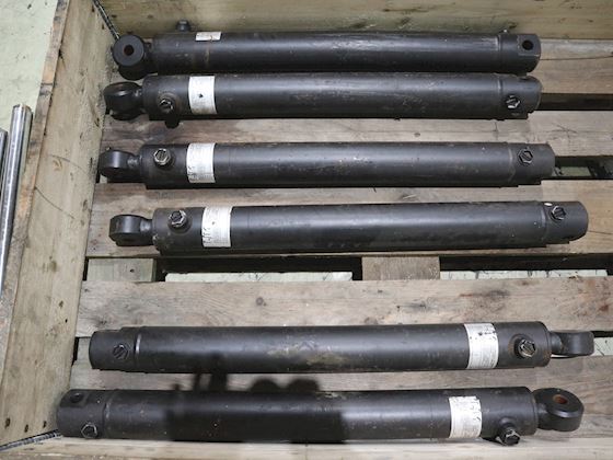 LJM 981-AD - 63/ 40x 565-A #7